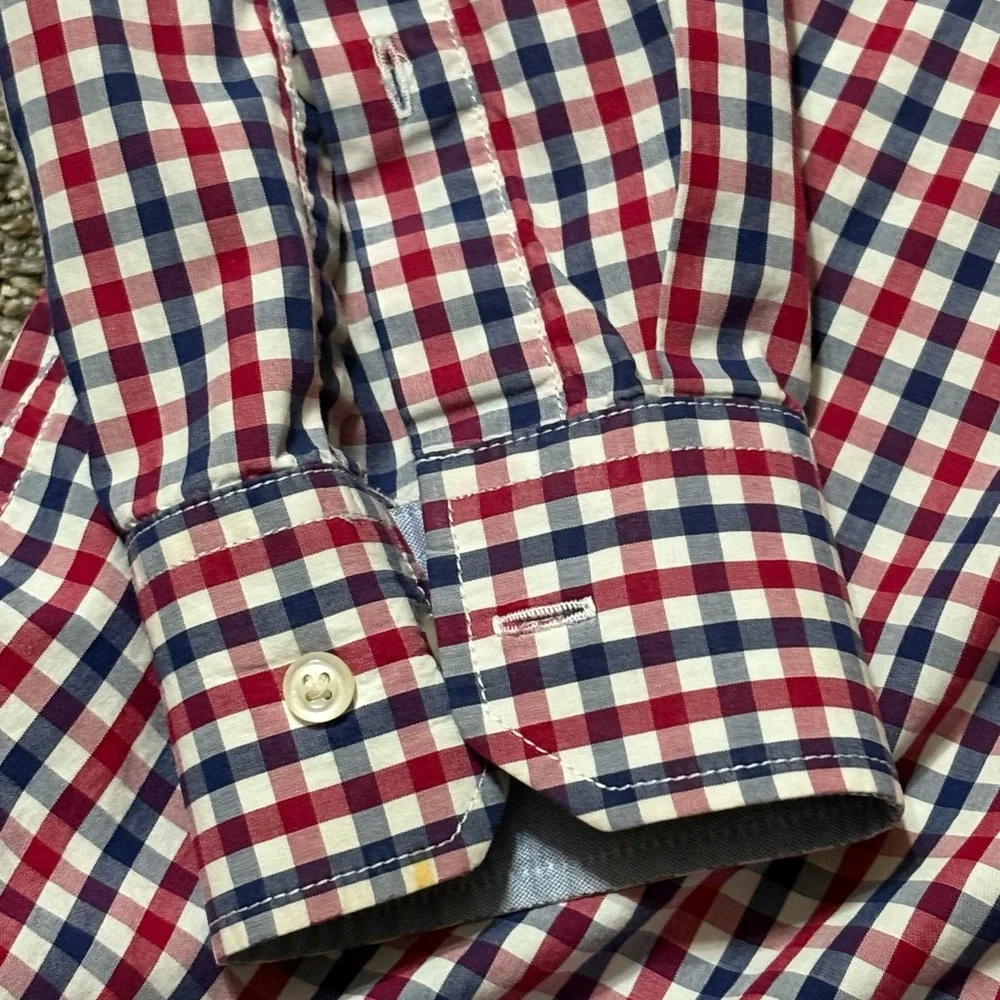 Banana Republic Button down shirt men’s‎ Medium slim fit red white blue plaid